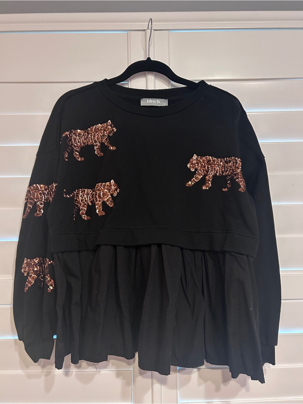 Blue B Sequin Tiger Peplum Sweatshirt Black Orange Size Medium